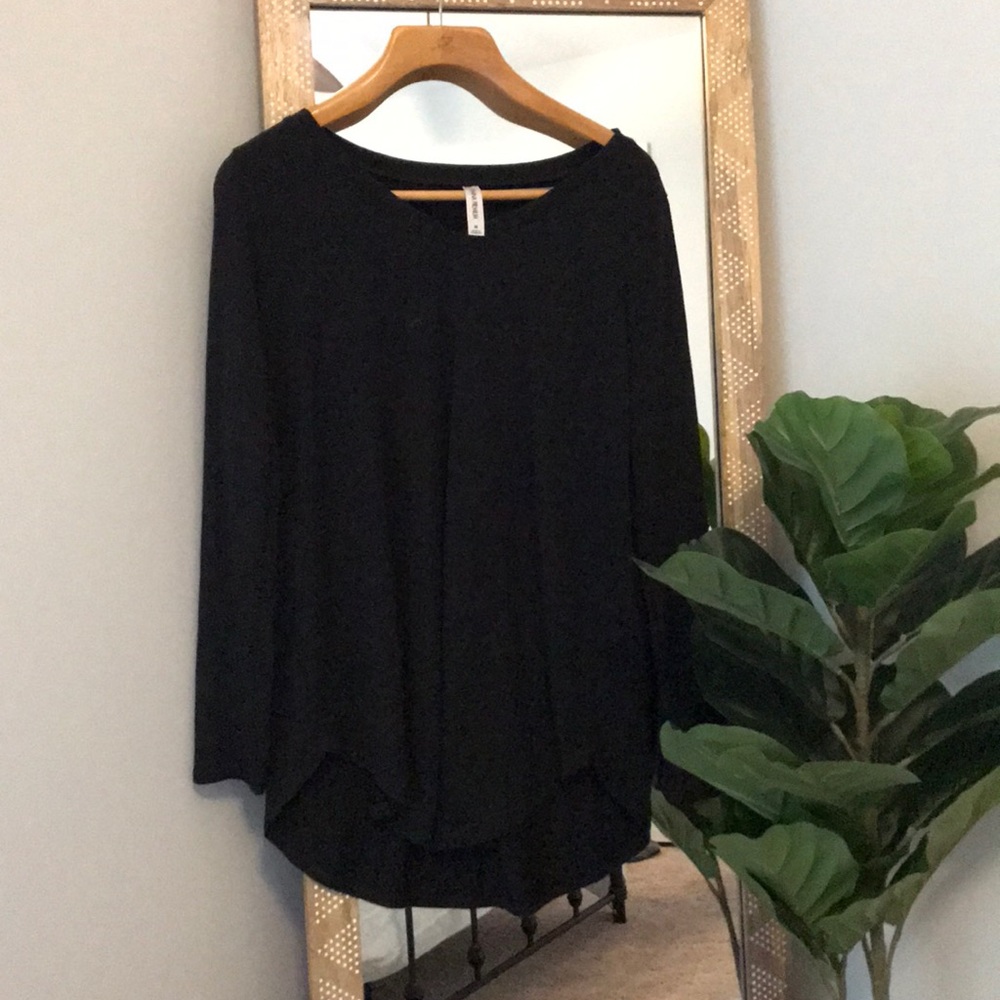 Black Long Sleeve Tunic Top